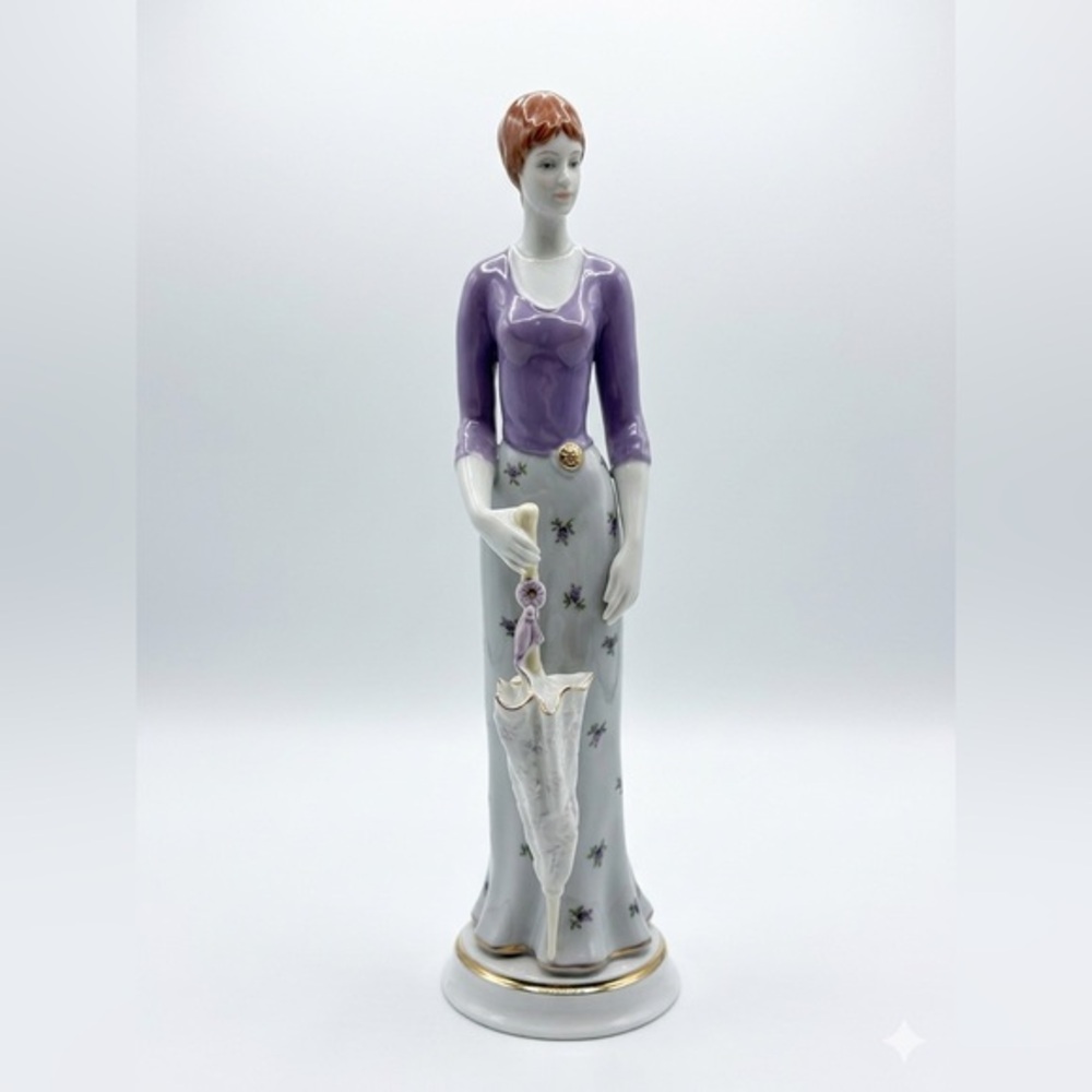 Hollohaza Hungary Porcelain Figurine Lady Lady Woman with Umbrella Height 40.5cm